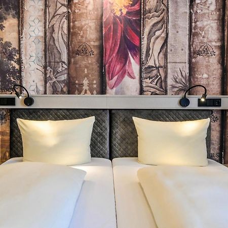 Hotel Dreifluessehof Passau Bagian luar foto