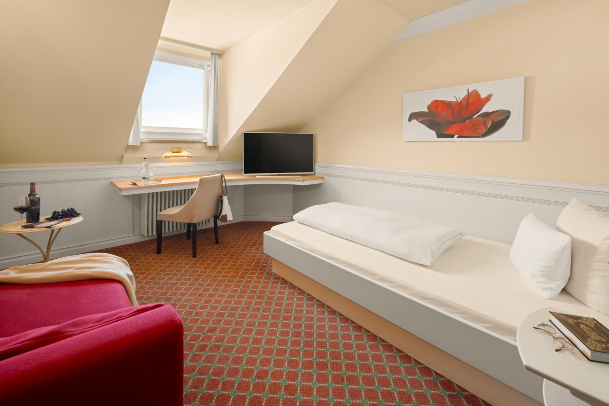 Hotel Dreifluessehof Passau Bagian luar foto