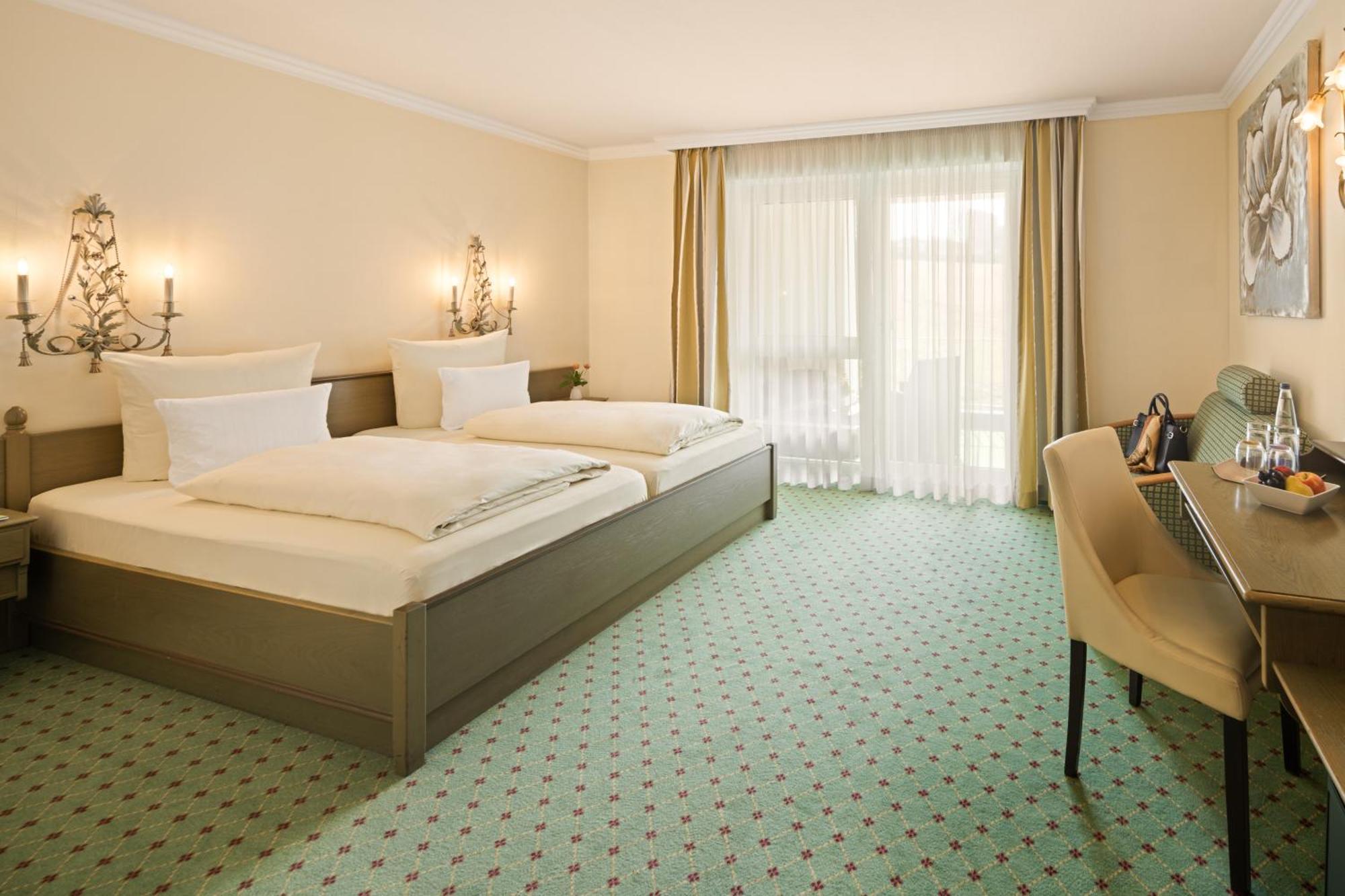 Hotel Dreifluessehof Passau Bagian luar foto