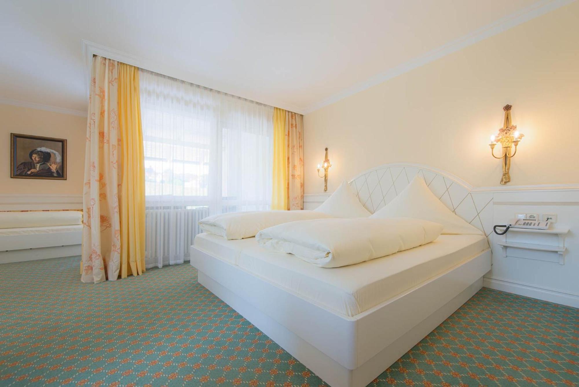 Hotel Dreifluessehof Passau Bagian luar foto