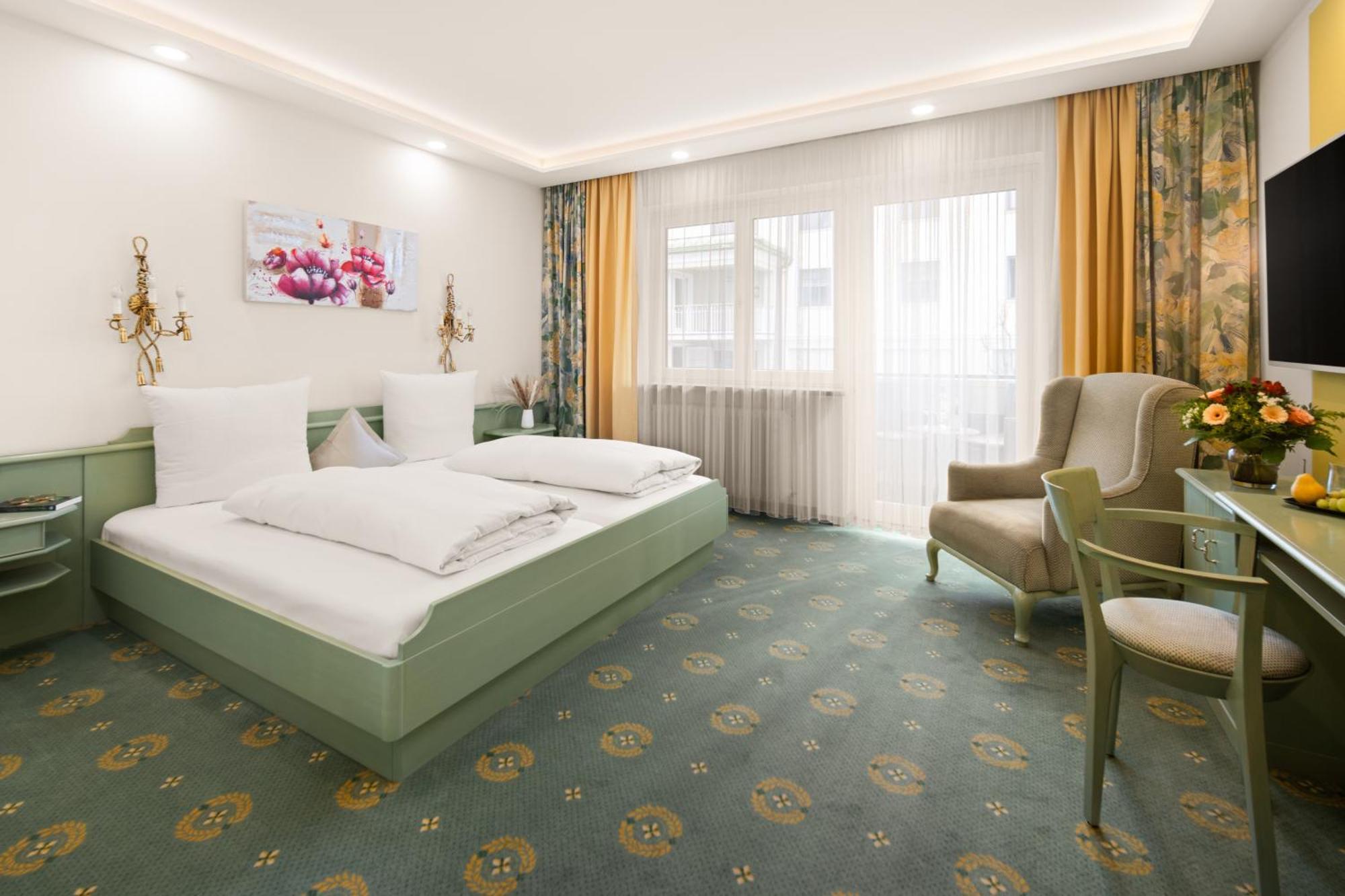 Hotel Dreifluessehof Passau Bagian luar foto